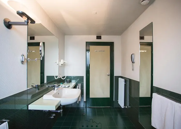 オテル ブオンコンジーヨ ホテル トレント